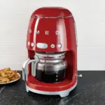 Qəhvə dəmləyən Smeg DCF02RDEU Red | Onlaynal.az