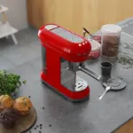 Qəhvə dəmləyən Smeg ECF01RDEU Red | Onlaynal.az